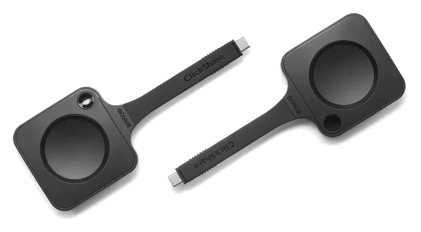 Dwa przyciski ClickShare Button piątej generacji z USB-C
